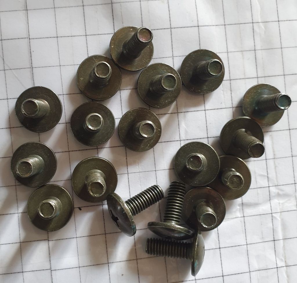 Bolt 13 x 6 Star Copper