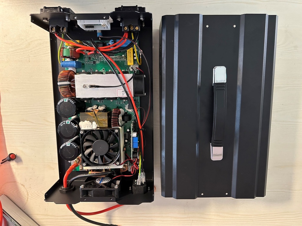 DC-AC Power Inverter Bi2000W-69 to 240v