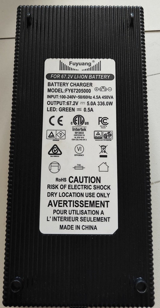Charger Li-ion 60V 5A FY6725000