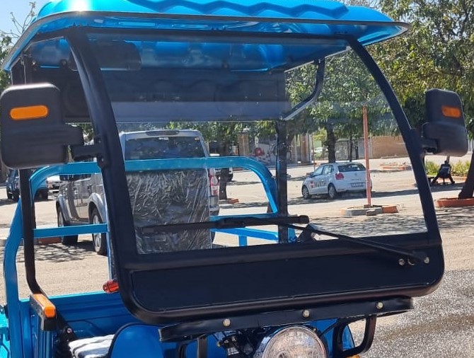 Windscreen 3610A2125 (H21)